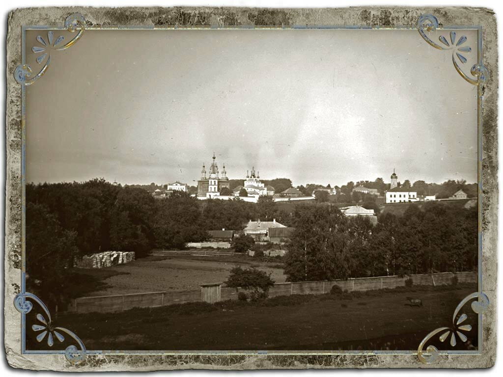 Вид на Дмитриевский монастырь с Никольскойгоры