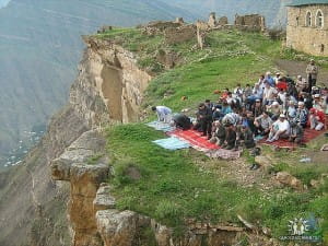 лезгинские народы в современном Дагестане отличаются меньшей религиозностью