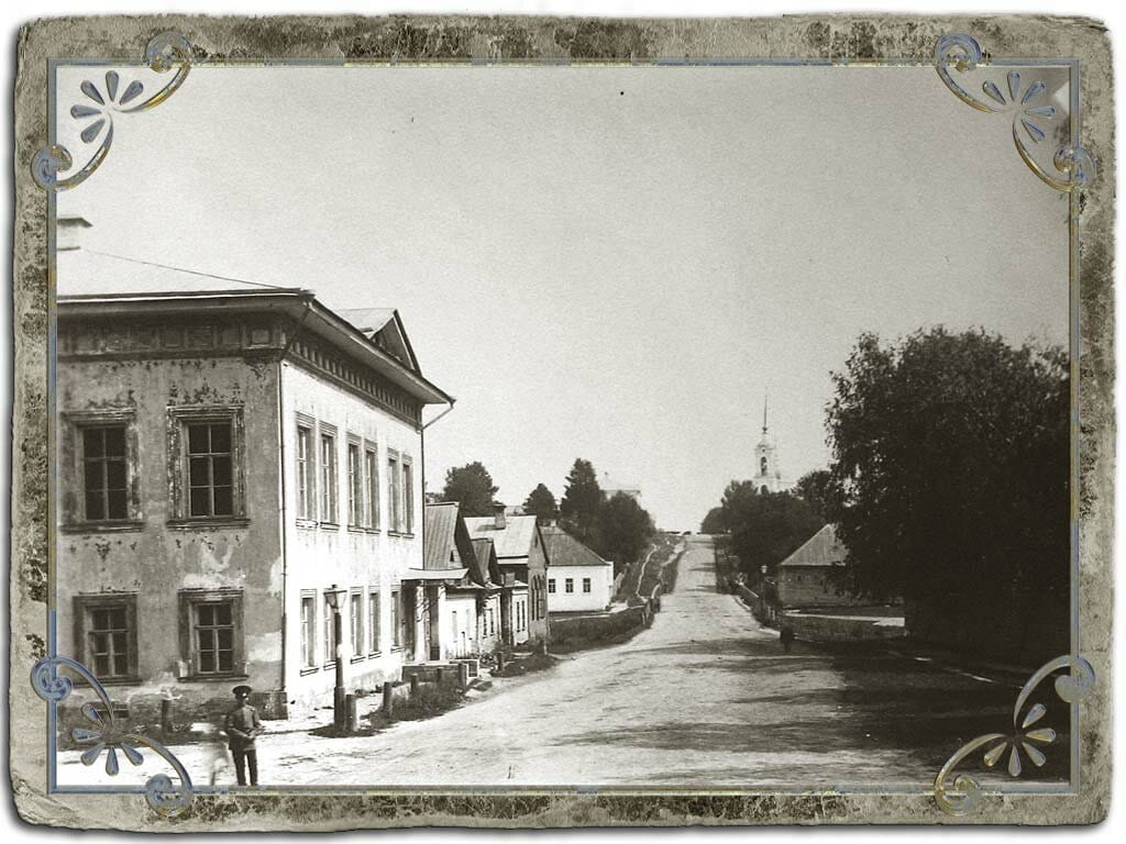 Добрынинская улица и церковь Фрола и Лавра