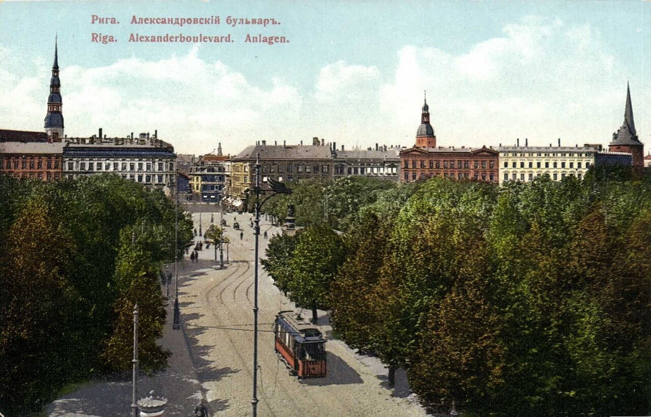 Александровский бульвар