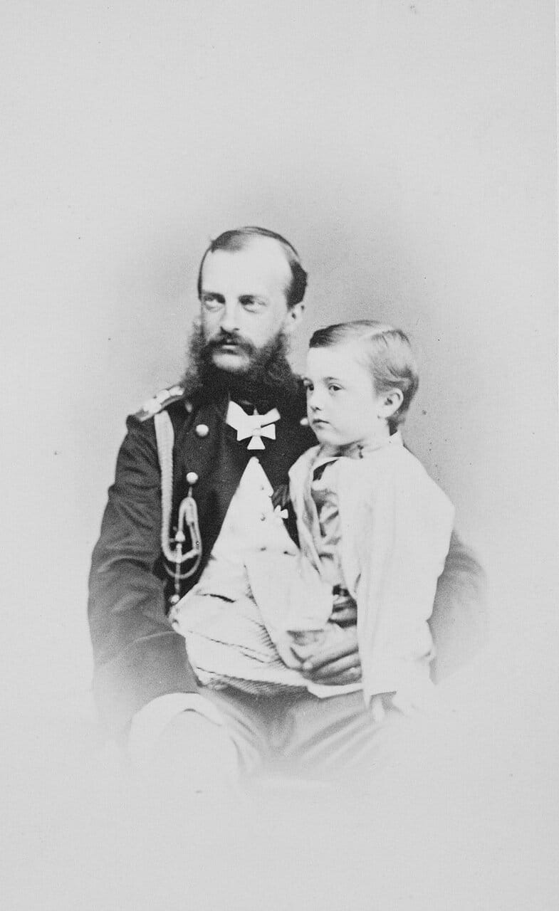 Фотография Великого Князя Михаила Николаевича и его сына Михаила Михайловича, 1865 г.