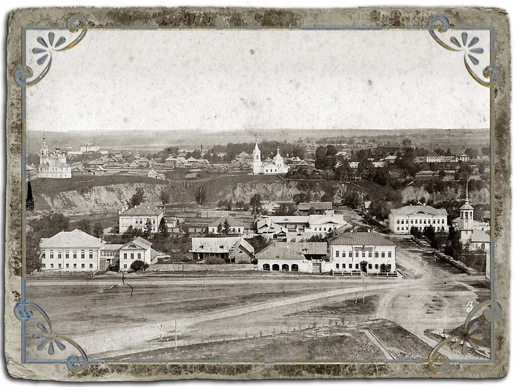 Вид Сенной площади с колокольни Воскресенского собора, 1880 год