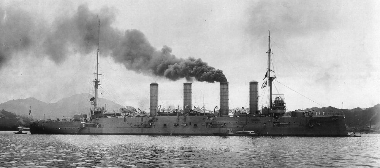 Японский крейсер Асо в Майдзуру, 22 июля 1908 года