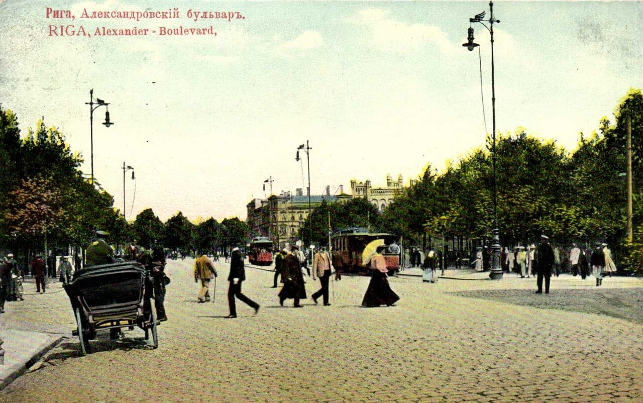 Александровский бульвар 