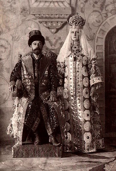 File:Alix and Nicky in Russian dress.3.jpg