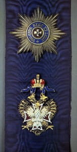 Звезда и знак ордена Белого Орла на орденской ленте