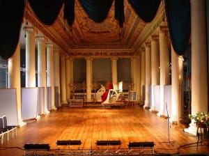в Останкино был построен знаменитый дворец-театр